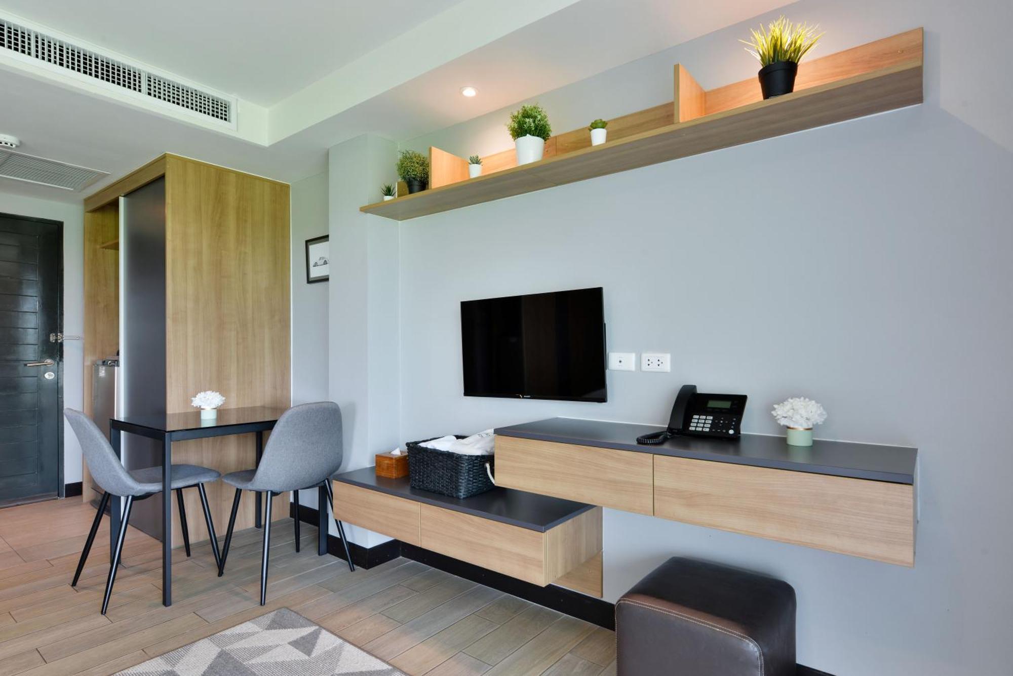 Raweewan Residence Hotel Банкок Екстериор снимка