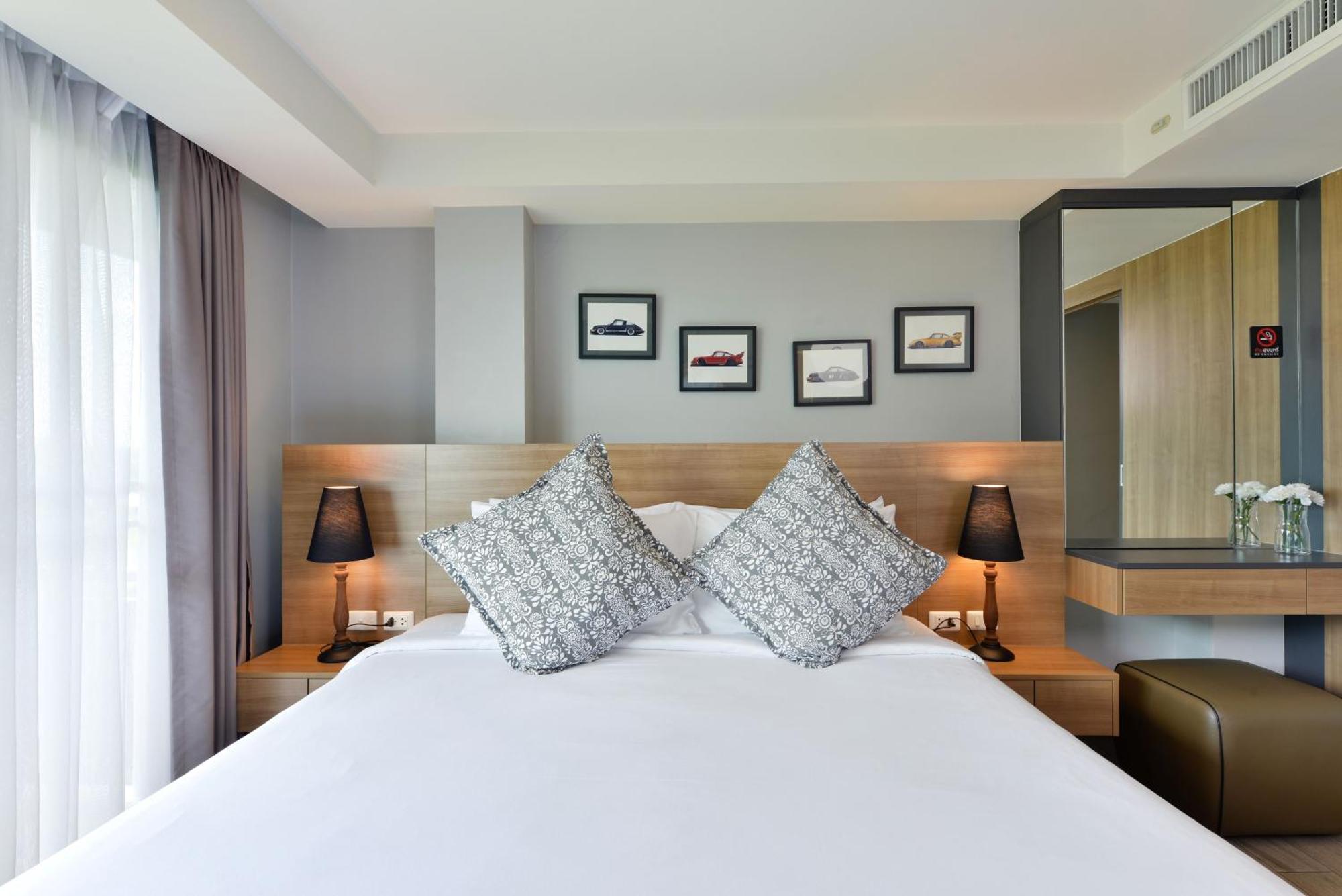 Raweewan Residence Hotel Банкок Екстериор снимка